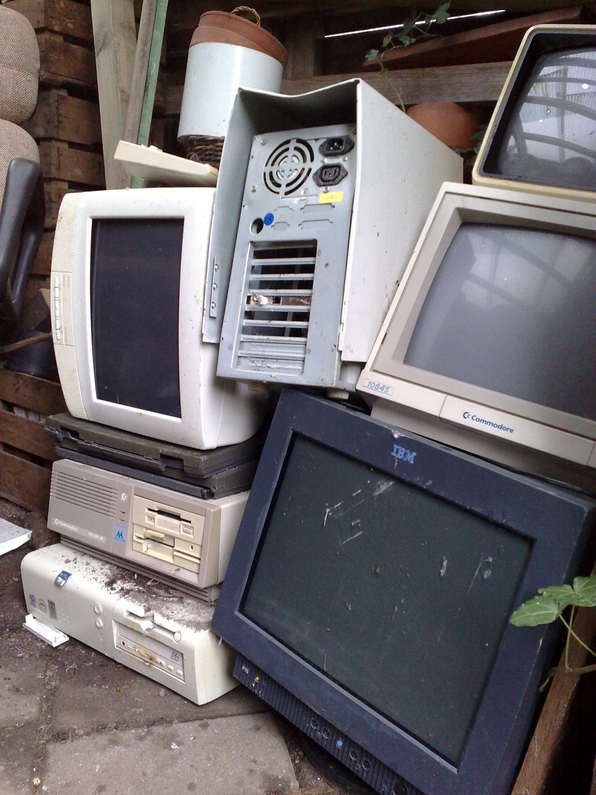 Electronics Removal Service In Seattle