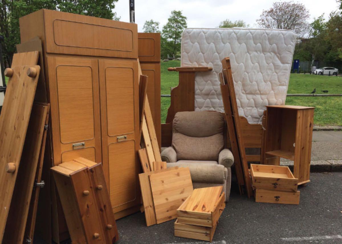 Furniture Removal Service In Seattle