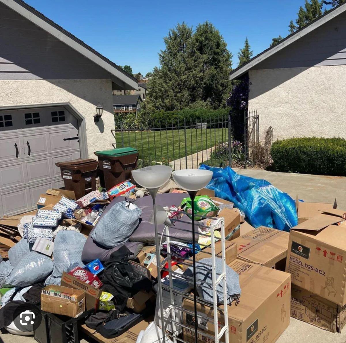Residential Junk Removal Service In Seattle