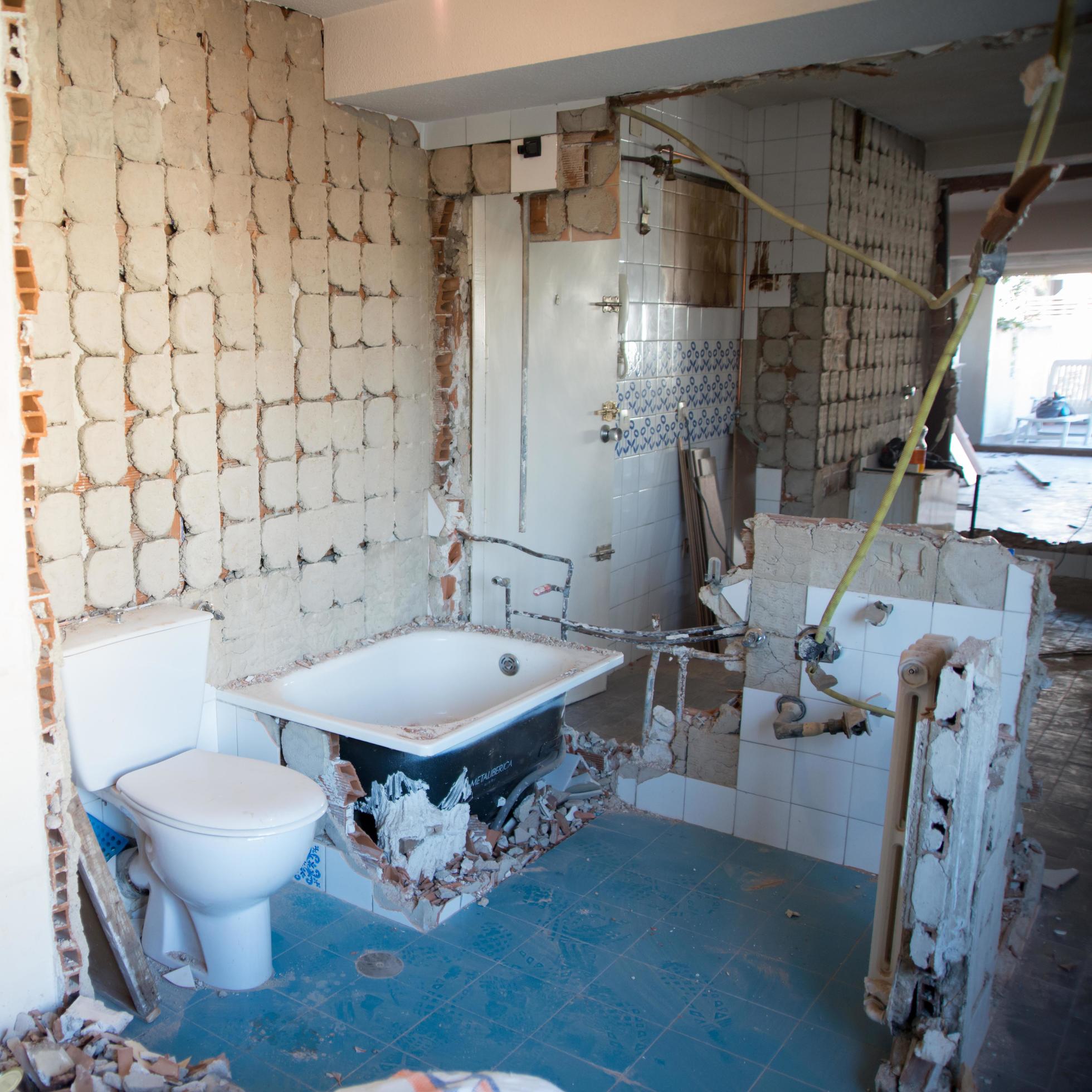Bathroom Demolition Service In Seattle