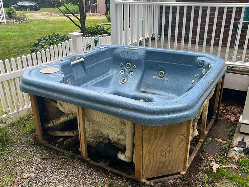 Hot Tub Removal Service In Seattle